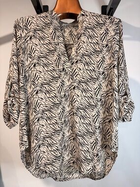 Lush Black and Cream Zebra Print V-Neck Blouse